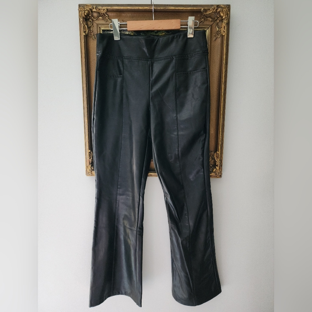 Badgley Mischka 4-way stretch faux leather pants - Picture 2 of 7